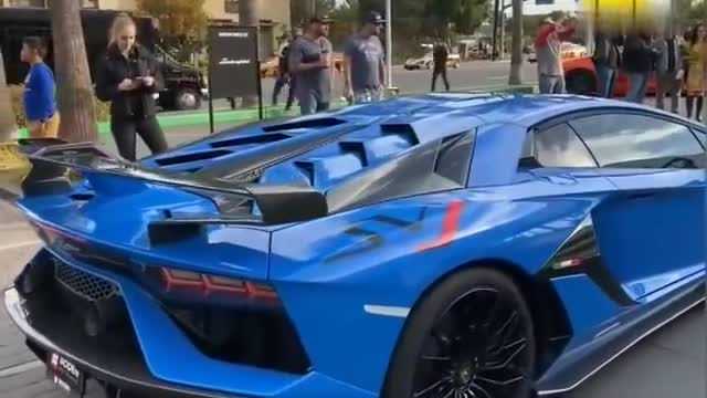 实拍兰博基尼Aventador霸气亮相，给