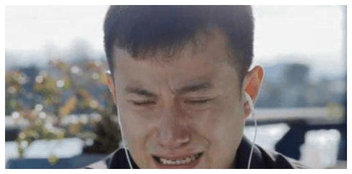 苦笑自嘲图片 新浪网