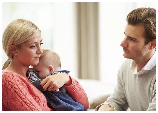 手出汗晚上 2af8-kcysmrv9696662.jpg