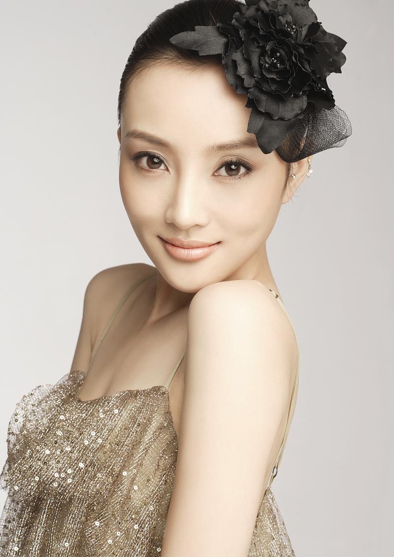 李小璐为了曾流量?拉女儿一起跳舞,是真的吗?