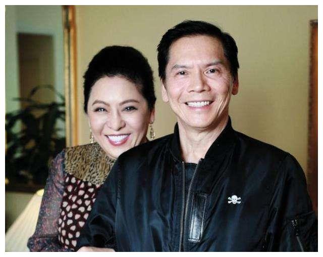 同父同母不同命,哥哥是叱咤香港的大佬,弟弟却身患癌症不幸去世休闲区蓝鸢梦想 - Www.slyday.coM 同父同母不同命,哥哥是叱咤香港的大佬,弟弟却身患癌症不幸去世休闲区蓝鸢梦想 - Www.slyday.coM