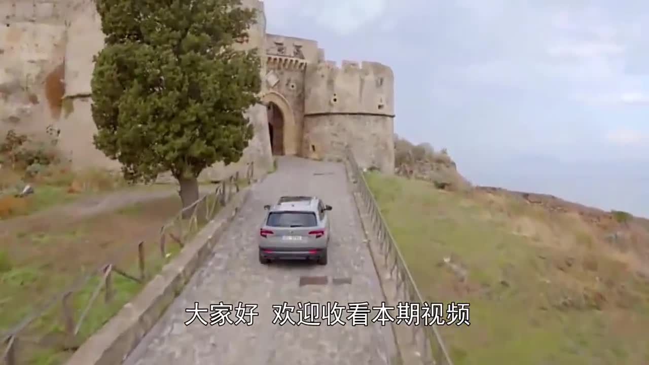 红旗出豪华轿跑，比劳斯莱斯还要霸气，新车标起码值1000万！