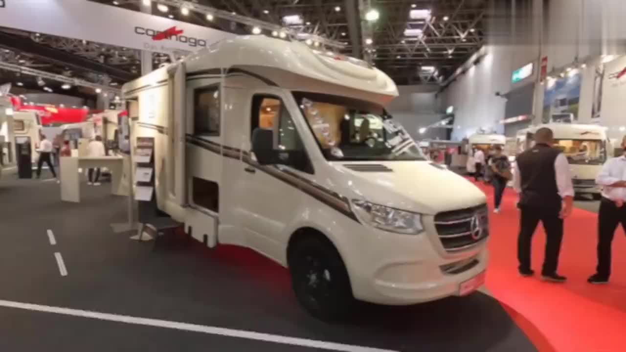 新款梅赛德斯T148LE舒适型房车 绕车介绍和内饰