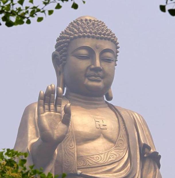 无锡灵山大佛,世界上最大的佛像,游客却称:玩不起!