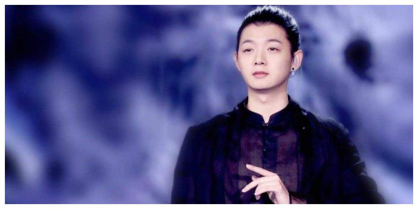 原以为火风儿子霍尊就够美了他的女儿霍苗更是惊艳