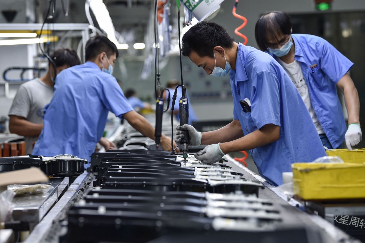 中国工厂遭遇用工荒我们几乎招不到工人