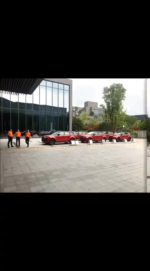 全新一代揽胜极光，他不仅仅是台