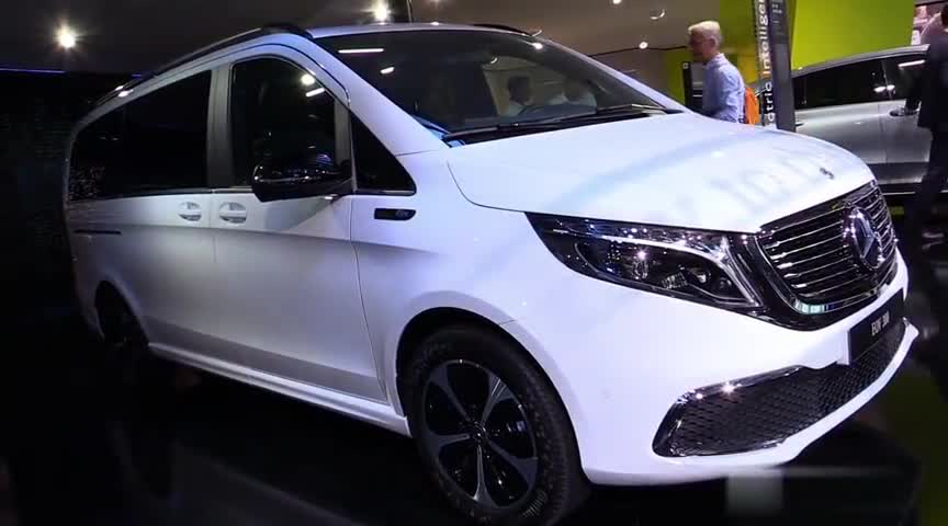 2020款奔驰EQV300商务MPV亮相，外观和内饰实拍