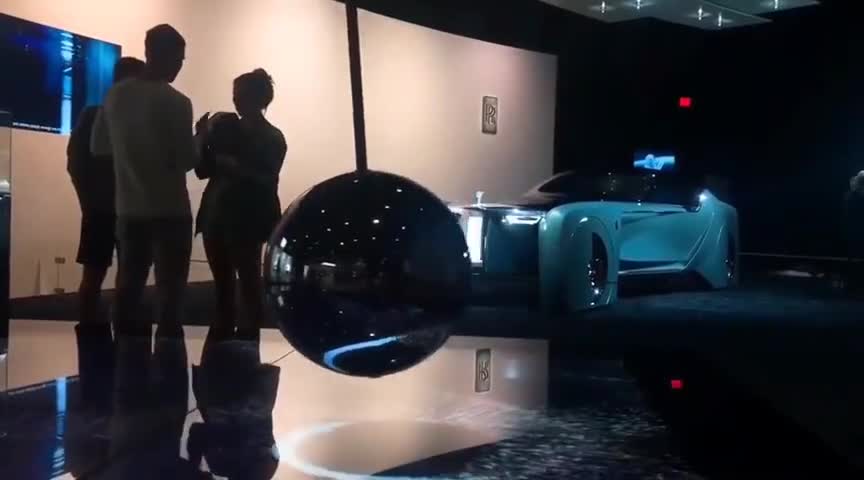 劳斯莱斯的概念车，满满的科技感