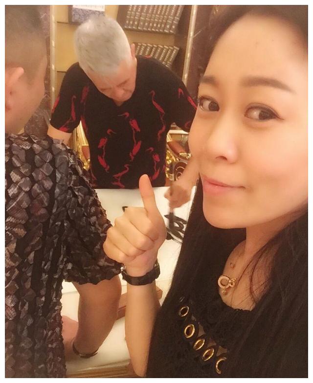 颜值超高赛网红,结婚12年不生孩子|乡村爱情|宋晓峰|杨晓茹_新浪新闻
