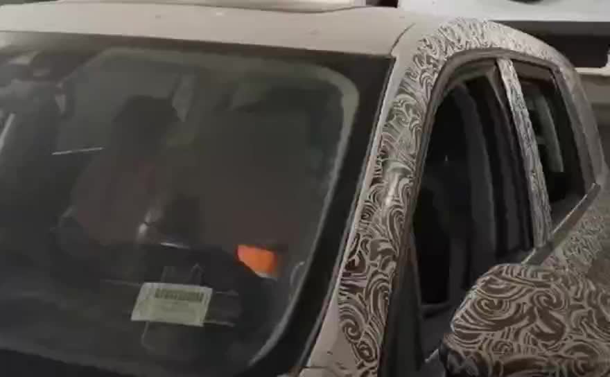 名爵全新中型SUV谍照首曝光 有望4月上海车展亮相