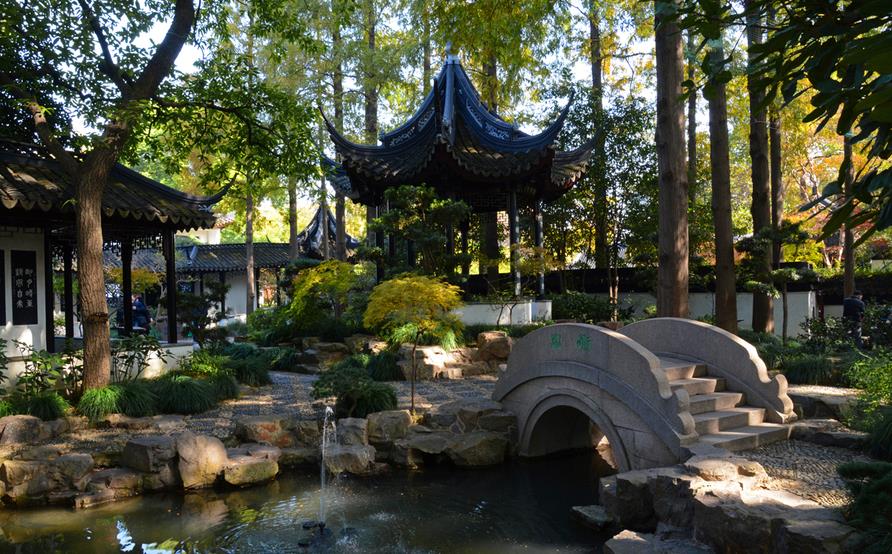 上海有一座玲珑古典园林,评选为上海市四星级公园,门票仅5元