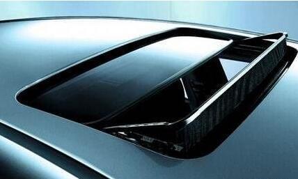 汽车天窗很好但别忘了保养它，这些保养技巧学一学！