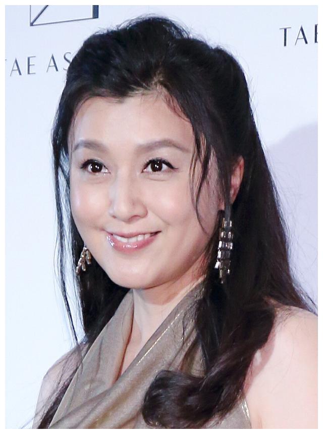 藤原纪香发福长胖了曾经的女神去哪了