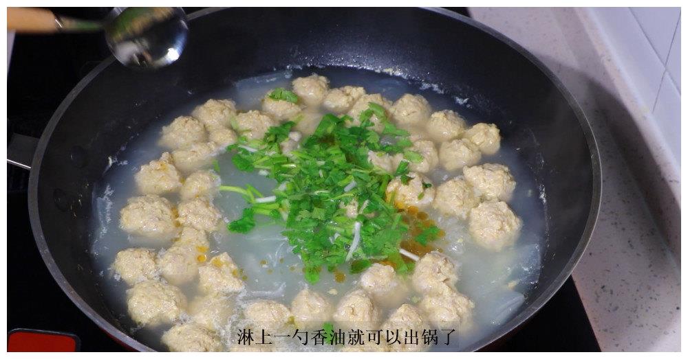 冬瓜丸子粉丝汤适合夏天的美食
