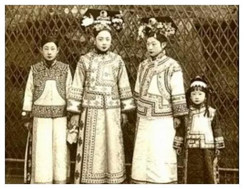 驸马什么时候出现的 dbc7-kefmphc7957845.jpg