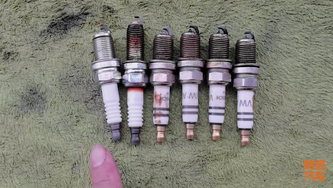 火花塞多久换一次是正常的?记住这个更换标准,就不怕修车被坑了休闲区蓝鸢梦想 - Www.slyday.coM 火花塞多久换一次是正常的?记住这个更换标准,就不怕修车被坑了休闲区蓝鸢梦想 - Www.slyday.coM