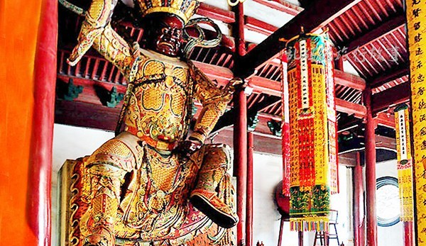 与灵隐寺齐名的西湖古刹 井底藏千年神木传由济公施法术运来!