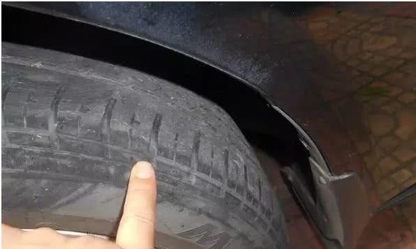 汽车保养要全面，老司机提醒：这4个地方最容易忽略