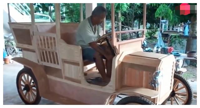 农村大叔用木头造车,速度比电动车还快,转手换了一套房