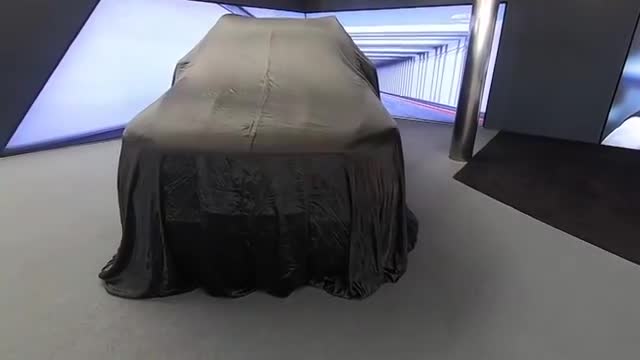 2020款奔驰GLB实车展示，详细了解外观和内饰后，买不买做个参考