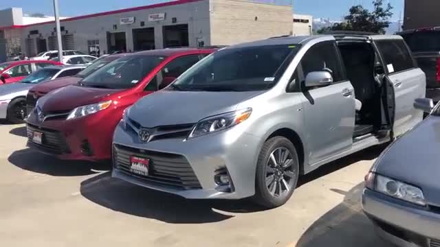 2020款丰田塞纳入库实拍，看到外观和内饰，给个不买的理由