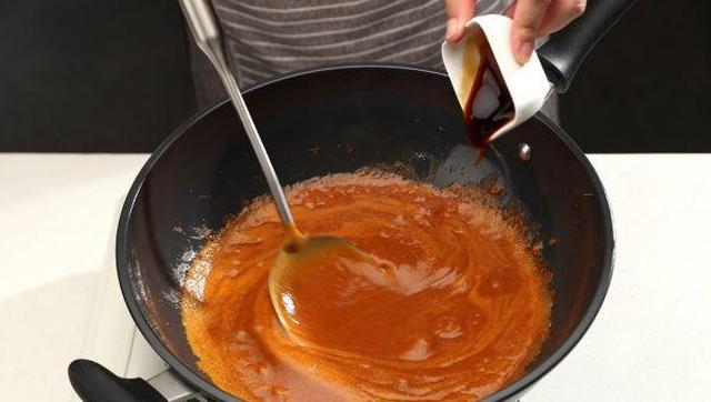 校门口小摊主靠它买了房!这种饼人人都爱吃,学会做就可以开店了