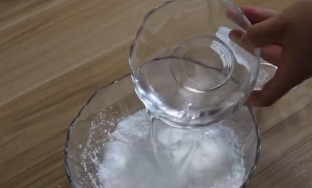 1����ۣ�4��ˮ�ı��������������ɼ����ۣ�2���Ӿ�ѧ��