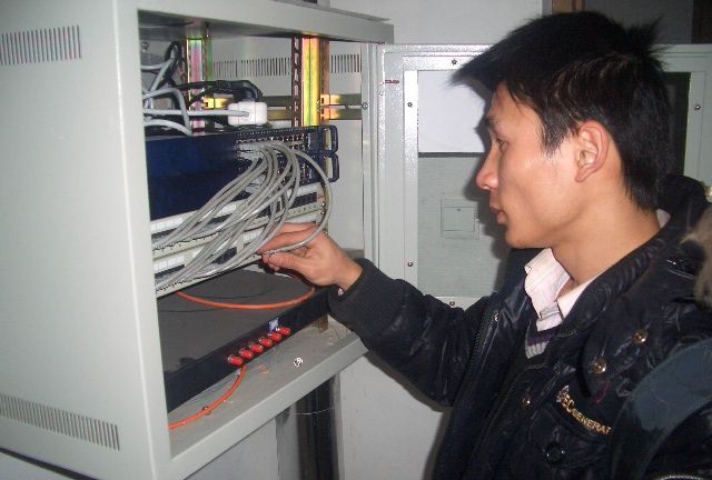 西安电子科技大学网络工程施工图片