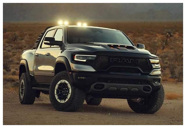 是的,福特f-150猛禽就是道奇ram 1500 trx的最直接对标车型,所以两