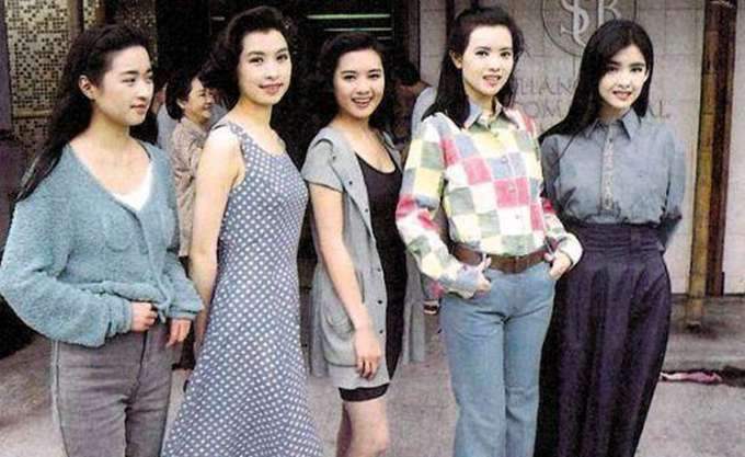 靓绝五台山最美春三十娘蓝洁瑛一生故事