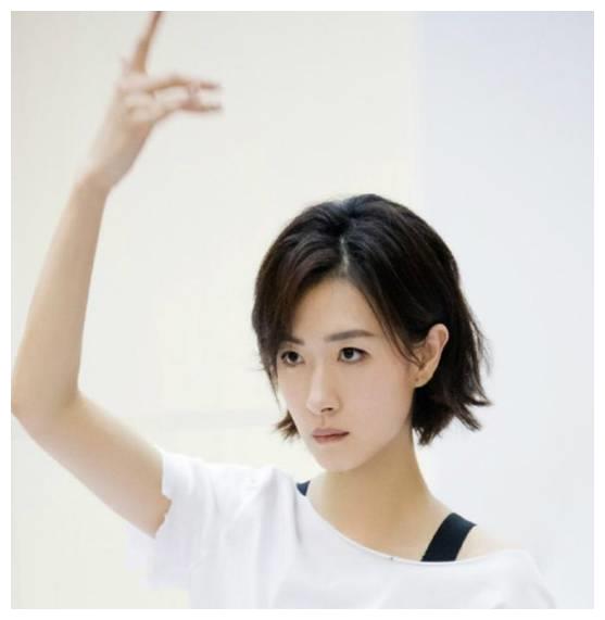 万茜是不是得罪了发型师?四公油头再被吐槽,节目组能不能上点心