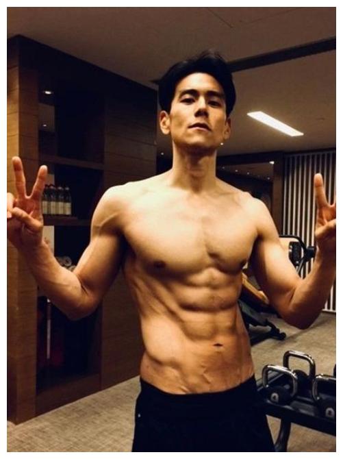 自律的人有多厉害,彭于晏来告诉你,曾经的胖子逆袭成男神