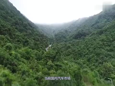 比亚迪首款跑车“汉”来了，长近5米，2.9秒破百，配新车标，要火