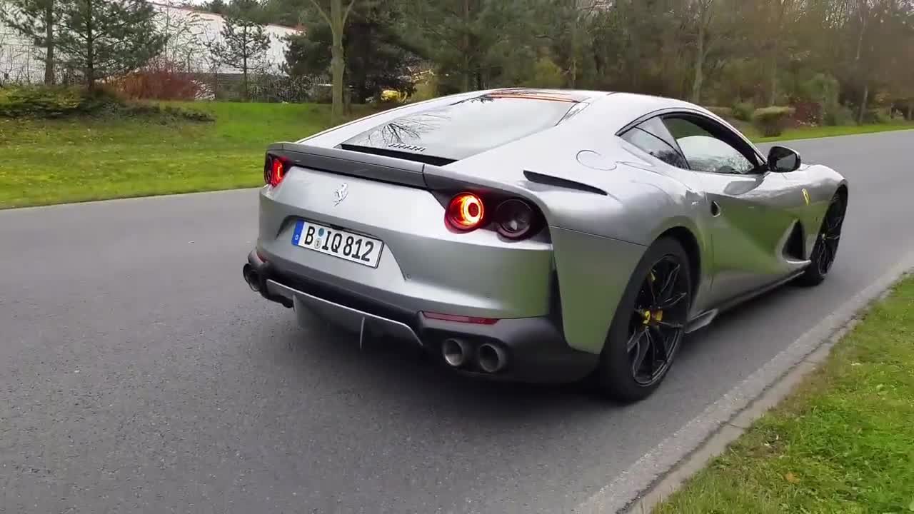 法拉利812Superfast,法拉利812限量版敞篷版 法拉利812superfast直线加速超300kmh