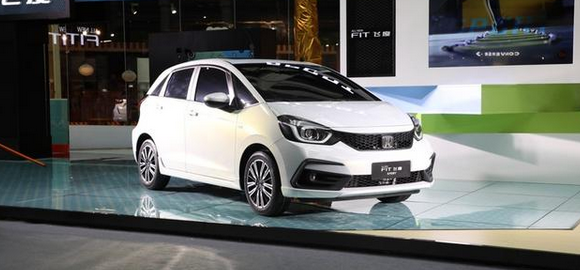 飞度和思域怎么选?本田神车之争