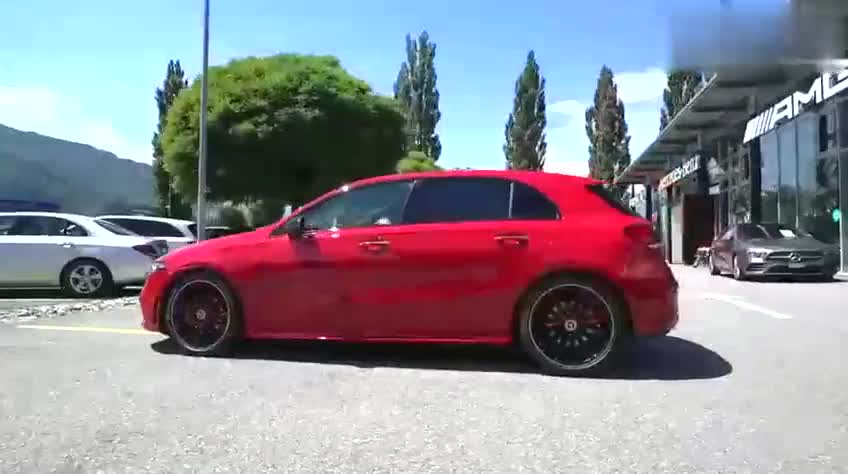 比现款凶悍动感许多新款奔驰A200展示