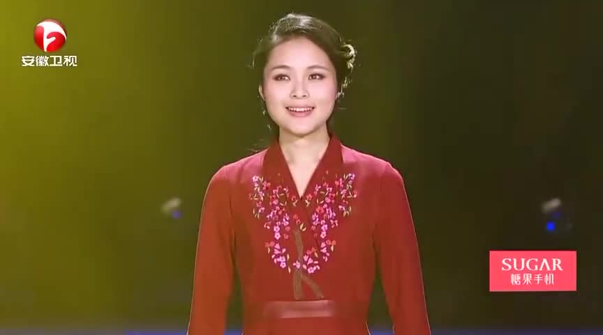 龚爽高唱《我的祖国》,引起全场共鸣,阎维文鼓掌:好样的