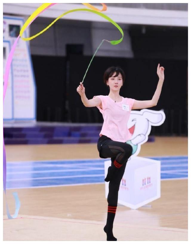 她是当红演员,舞蹈和游泳精通,差点能进国家队,年近30仍单身休闲区蓝鸢梦想 - Www.slyday.coM 她是当红演员,舞蹈和游泳精通,差点能进国家队,年近30仍单身休闲区蓝鸢梦想 - Www.slyday.coM