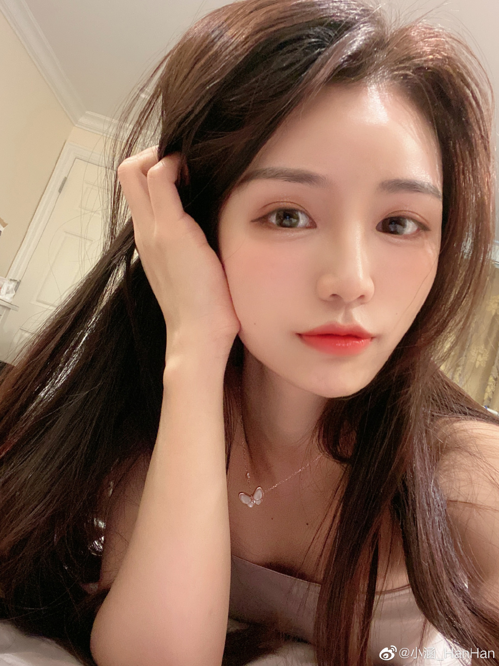 网红美女小涵迷人写真美照欣赏好漂亮啊_高清图集
