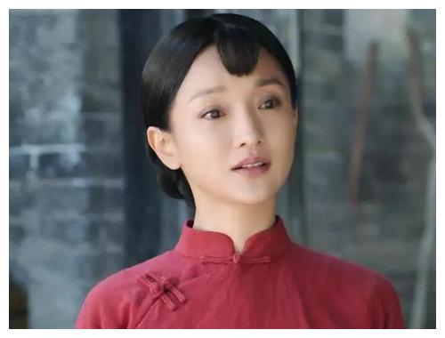 周迅玩手机躺着把鼻梁骨砸伤!于朦胧左眼超肿,周一围带伤拍戏休闲区蓝鸢梦想 - Www.slyday.coM 周迅玩手机躺着把鼻梁骨砸伤!于朦胧左眼超肿,周一围带伤拍戏休闲区蓝鸢梦想 - Www.slyday.coM