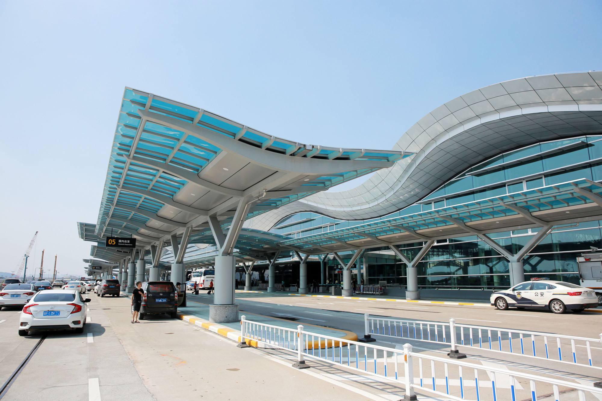 杭州萧山机场停车收费标准2022机场附近有便宜点的停车场吗