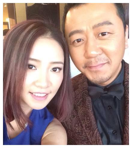 她本有机会变成歌手,但听从了郭涛的意见后,放弃了进入演艺圈的机会