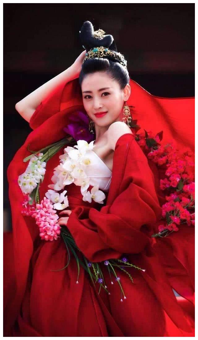 张天爱