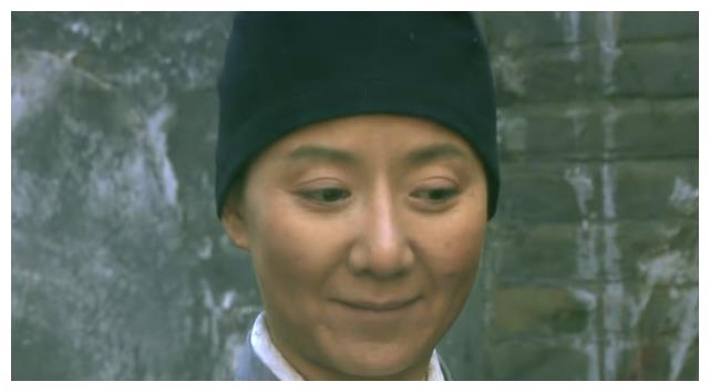 所以甄嬛觉得静白师太身后还另有指示的人,她为了查清楚真相并