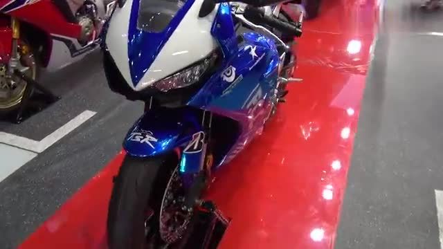 实拍本田CBR TSR，感受一下本田限量跑车的魅力吧！