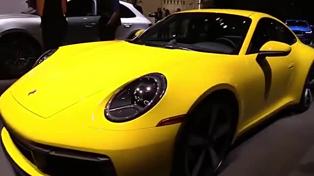 全面展示新款保时捷911豪华轿车，你喜欢这台车吗？