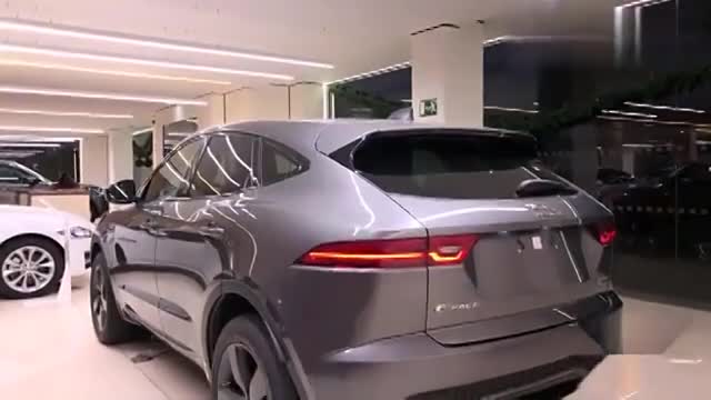 2019款捷豹实拍，按下钥匙车门打开，实在是太酷