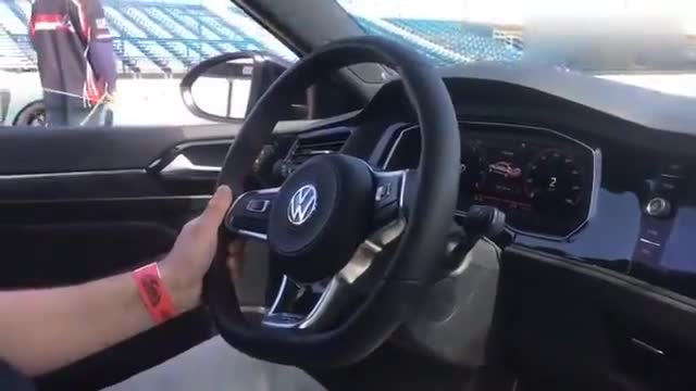 红标思域也不过如此嘛，新款大众速腾 PK 思域Type-R