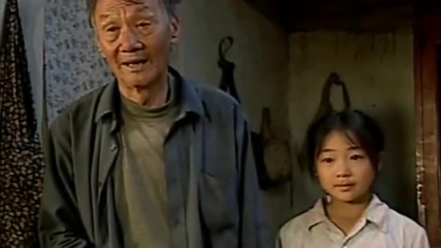 暖春大结局小花拿出钱给宝柱和香草还账俩人感动泪目扎心了